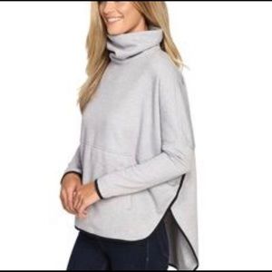 The North Face Slacker Poncho